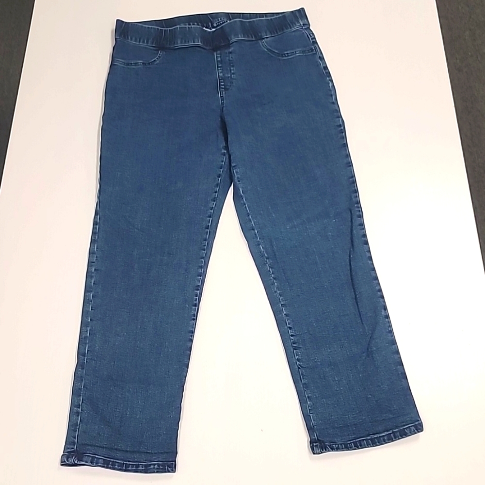 Straight Jeans